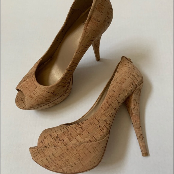 STUART WEIZTMAN Peep Toe Heels - Picture 1 of 8